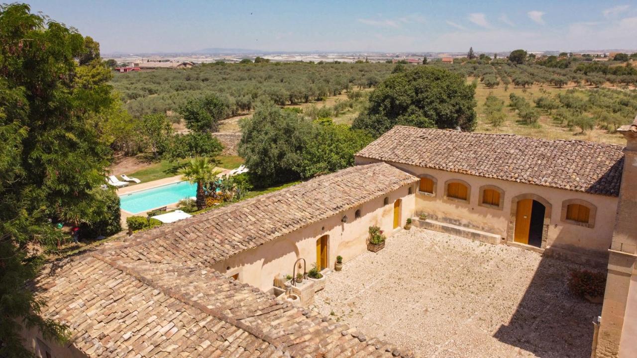 Villa Zottopera - Dimora Di Sicilia Chiaramonte Gulfi Eksteriør billede