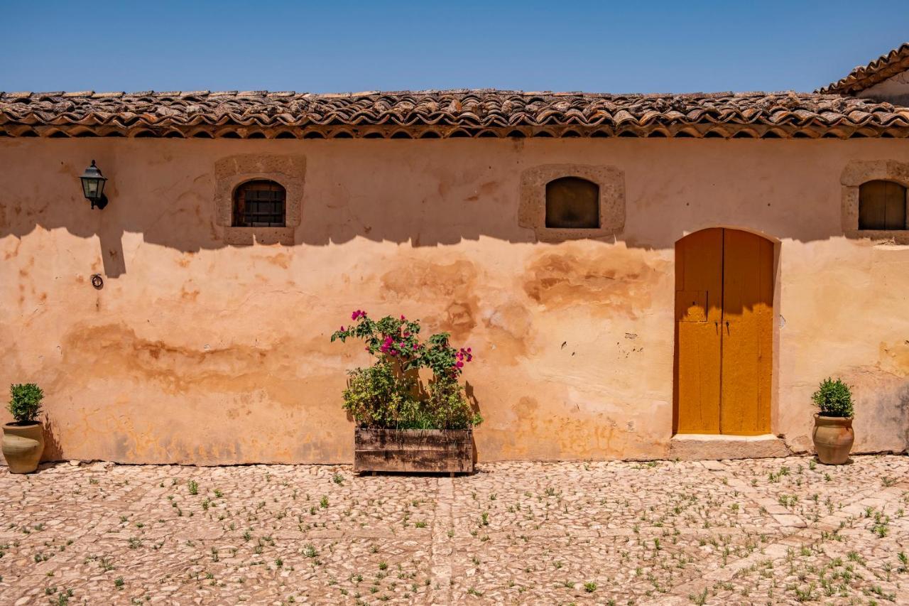 Villa Zottopera - Dimora Di Sicilia Chiaramonte Gulfi Eksteriør billede